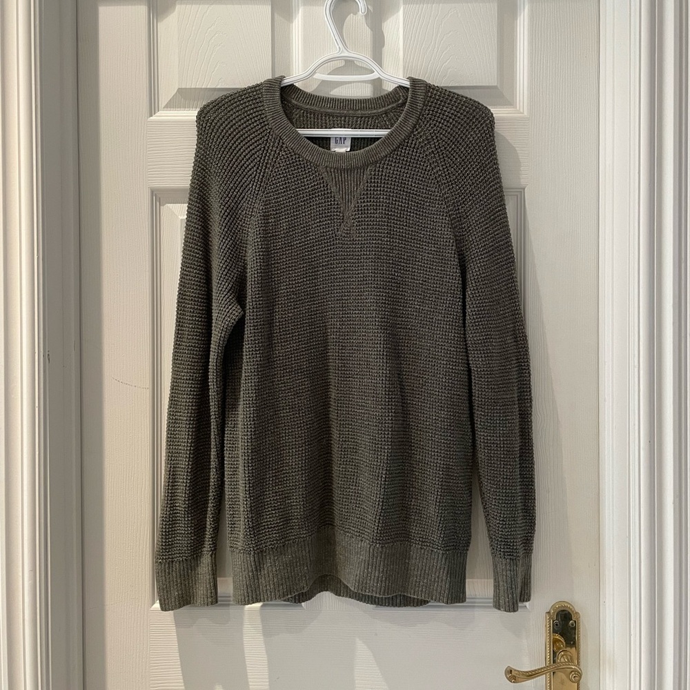 Men’s gap sweater